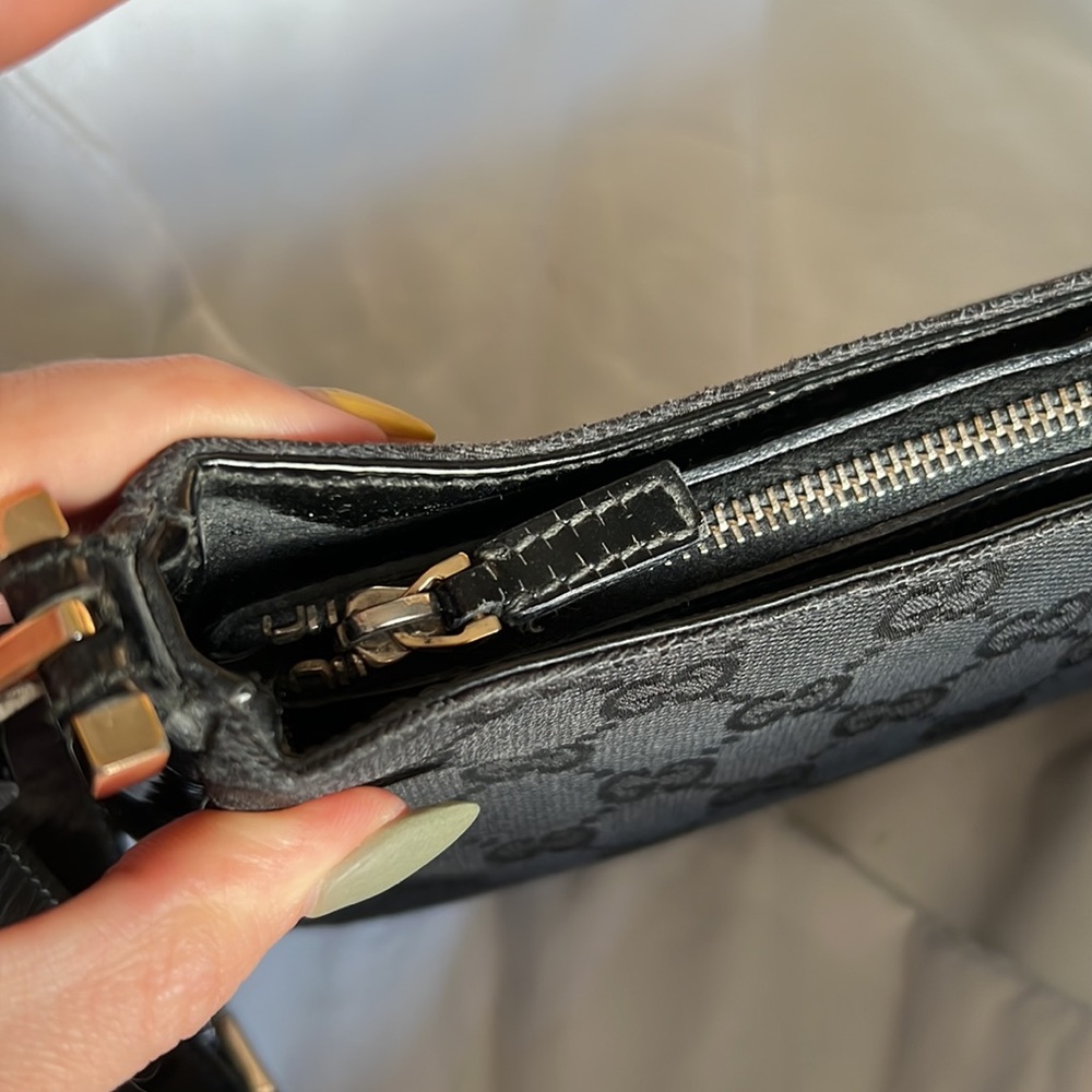 SOLD Vintage Gucci Black Monogram Pochette - Picture 9 of 14